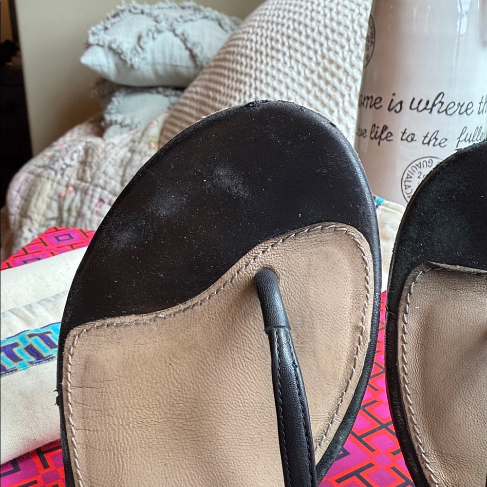 Tory Burch Liana Flat Sandal 🖤 - Picture 9 of 12